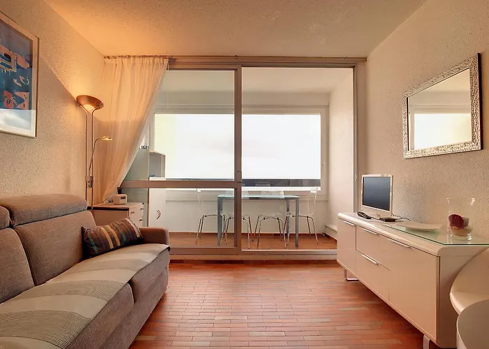 Apartamento Face Avec Parking Prive - 3 Couchages - Fr-1-715-35